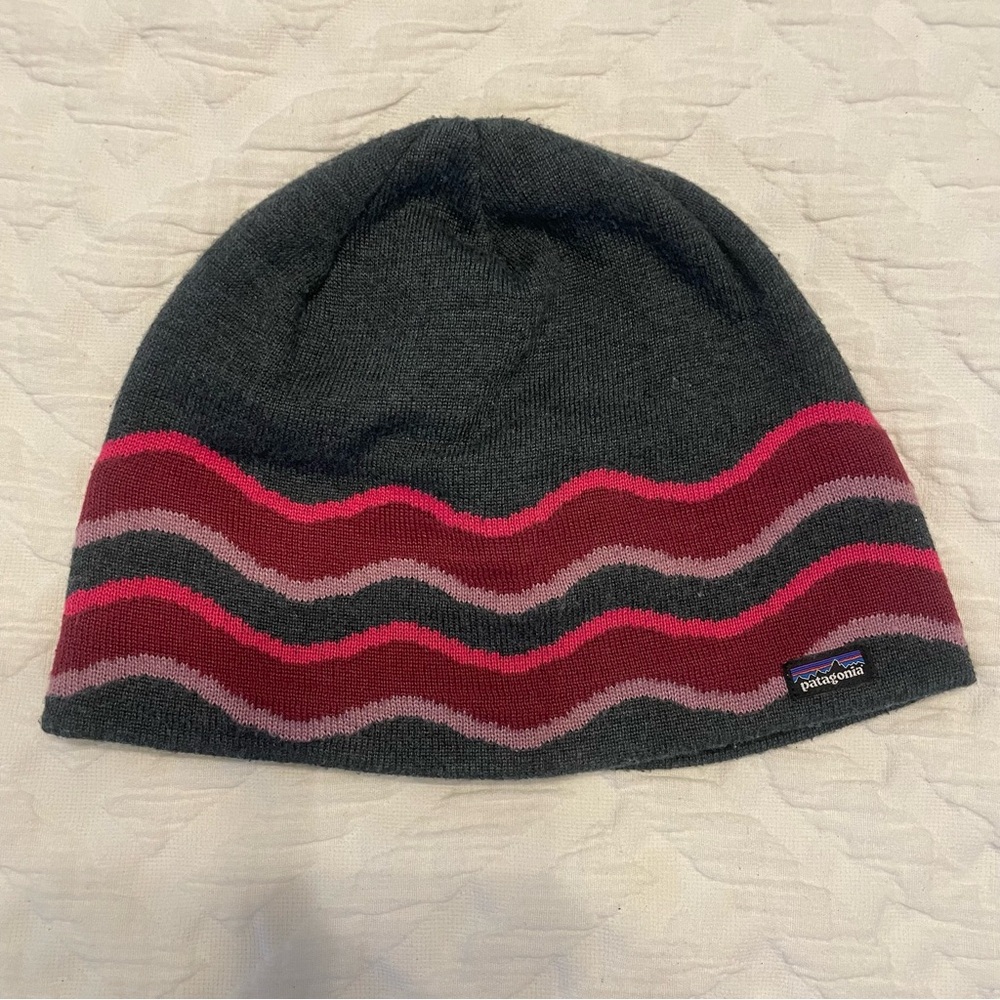 Patagonia Gray Beanie with Pink Stripes